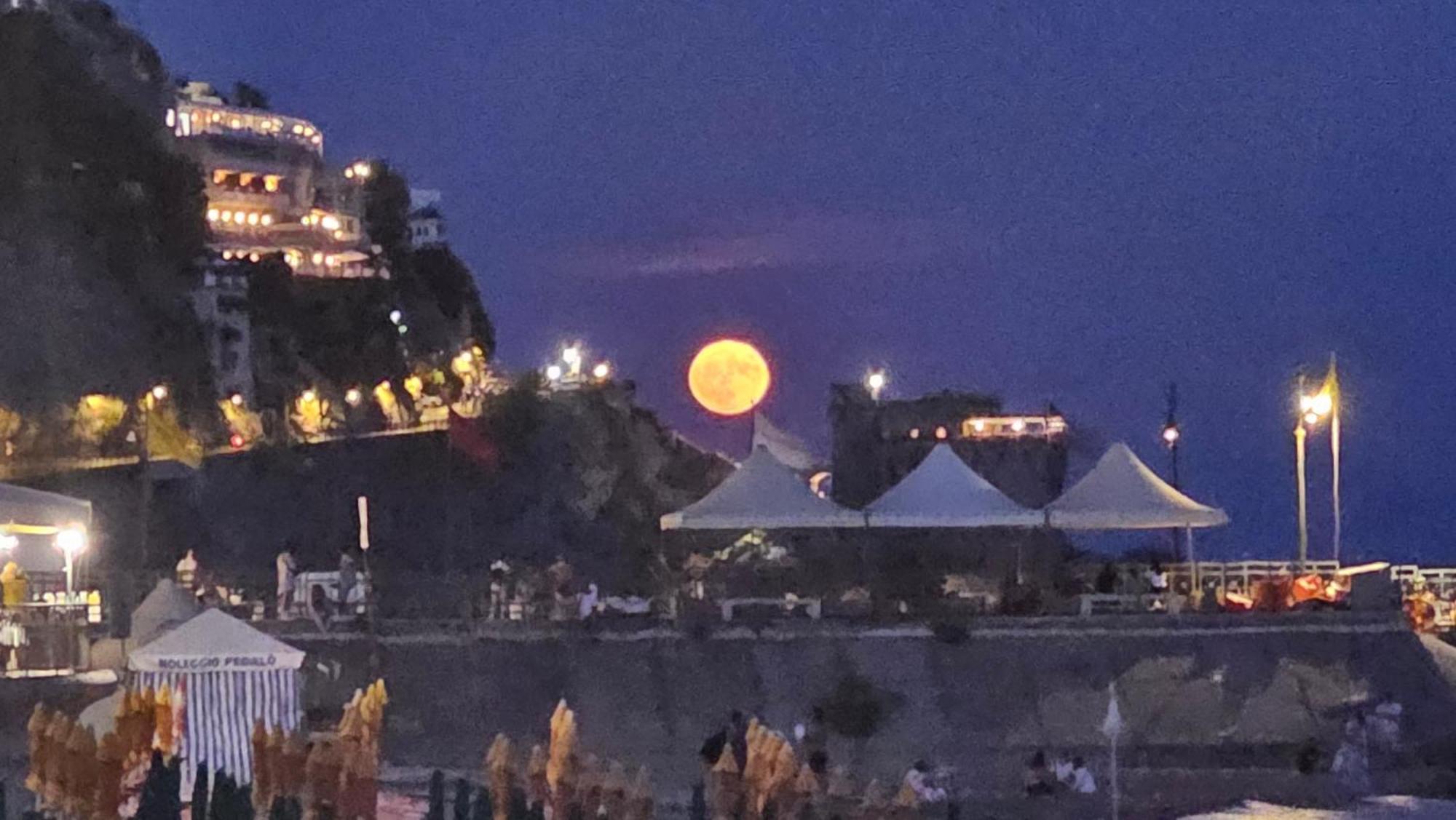 Galene - Beachfront In Costa D'Amalfi マイオーリ エクステリア 写真