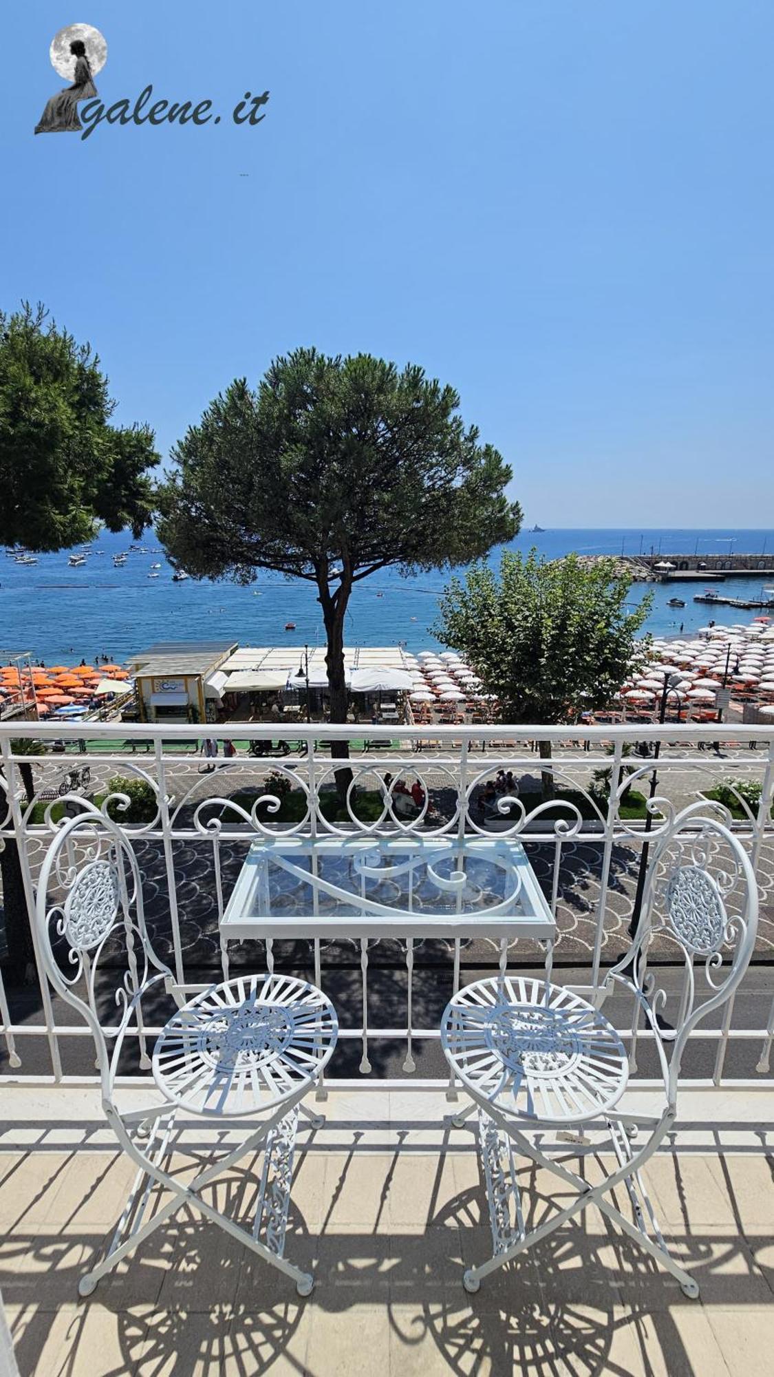 Galene - Beachfront In Costa D'Amalfi マイオーリ エクステリア 写真