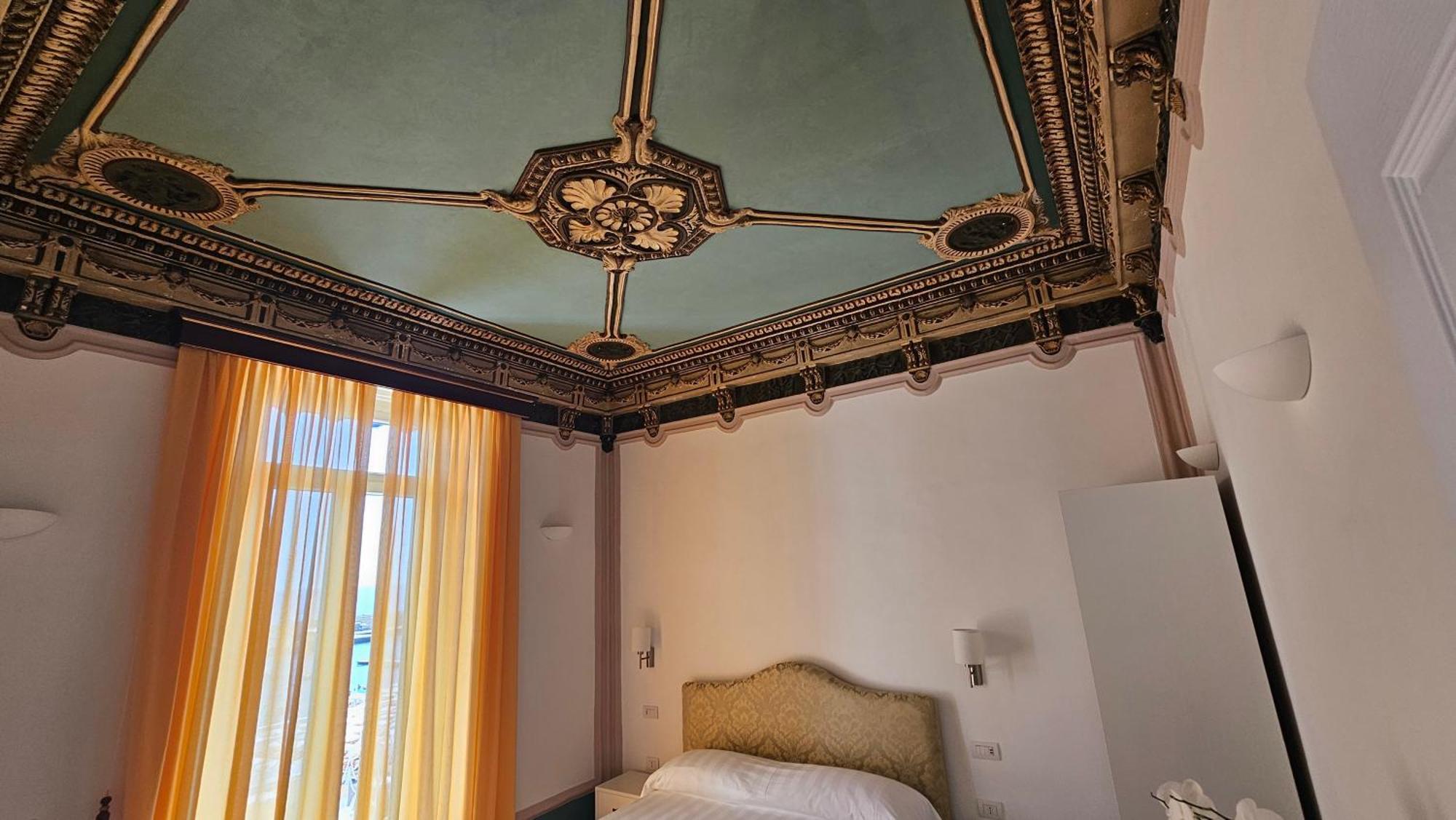 Galene - Beachfront In Costa D'Amalfi マイオーリ エクステリア 写真