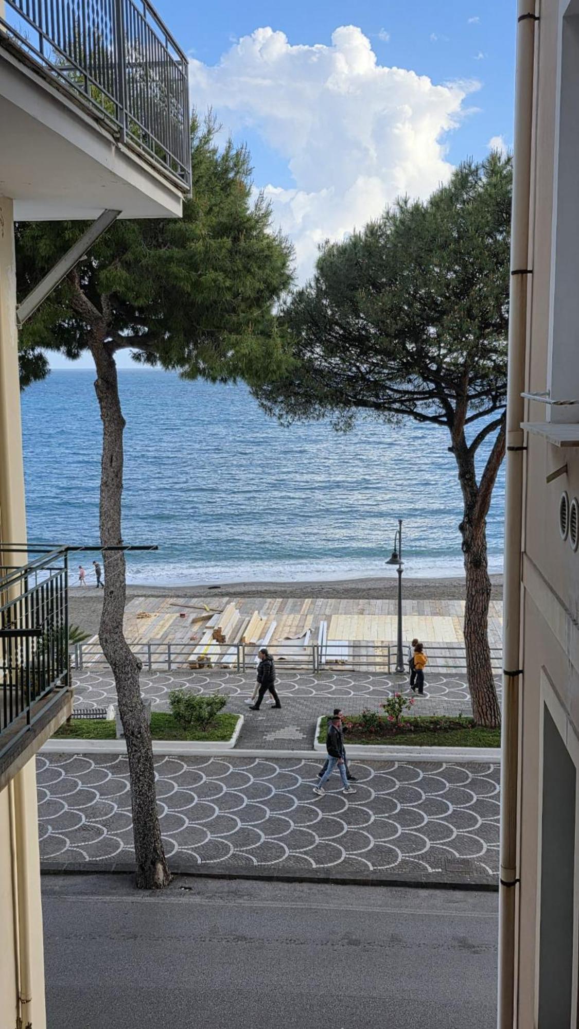 Galene - Beachfront In Costa D'Amalfi マイオーリ エクステリア 写真